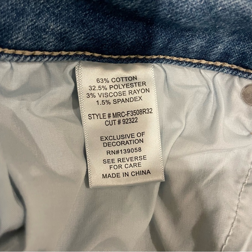 Cavender’s Rockin C Medium Wash Flare Jeans - Picture 6 of 9